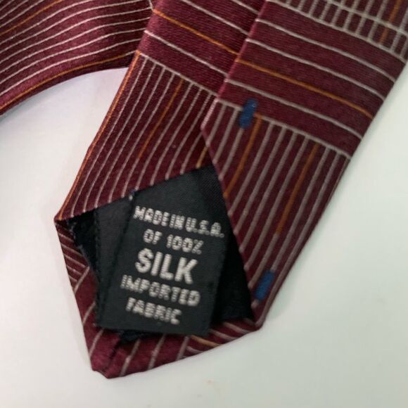 DKNY tie  - Picture 3 of 5